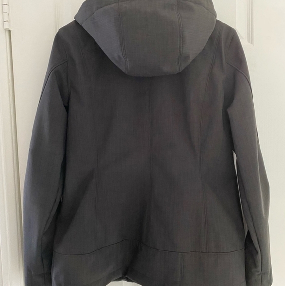 Stylish REI Lined Women's Ski/Rain Jacket - Looks New!! - Picture 2 of 6